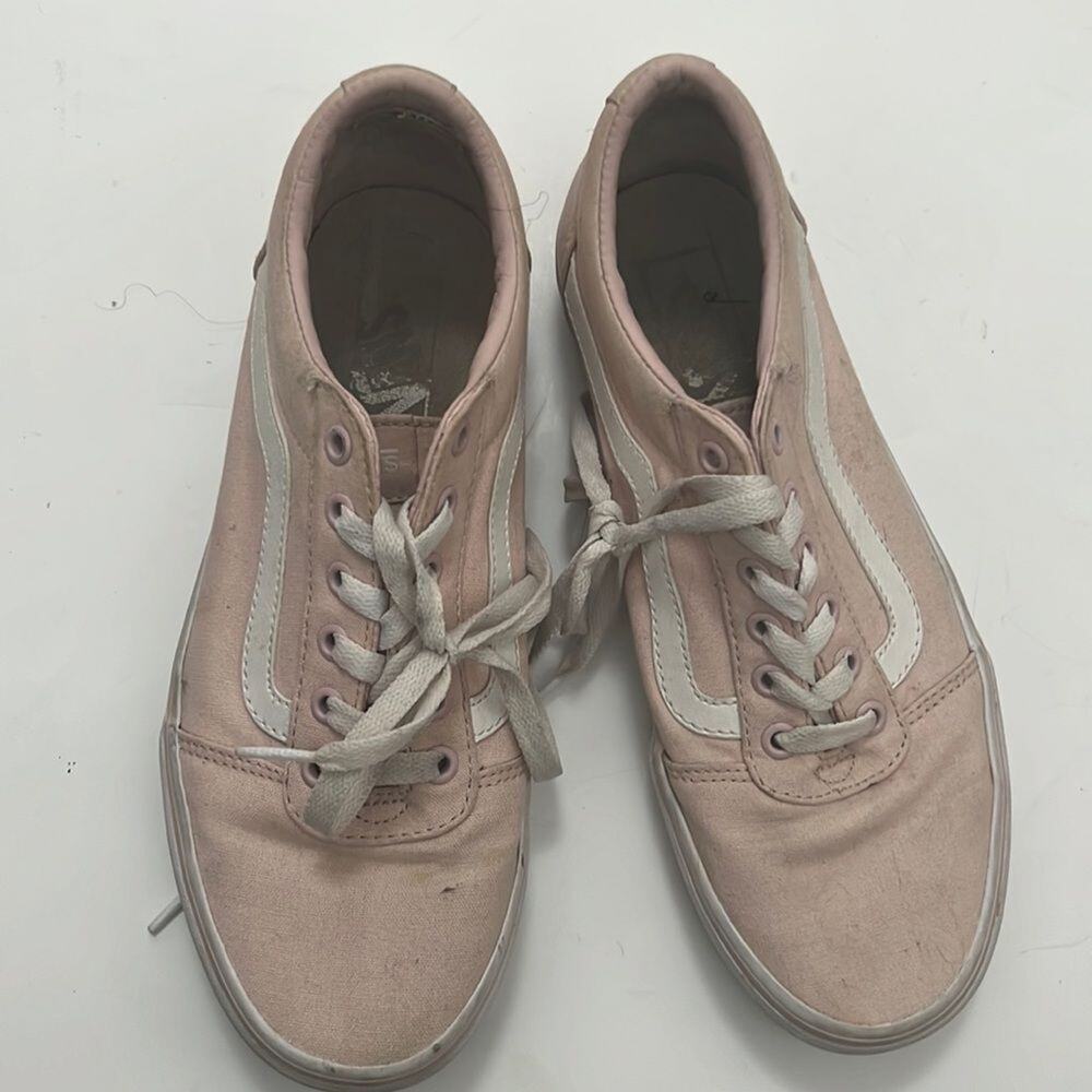 ‎VANS SNEAKERS SIZE 9